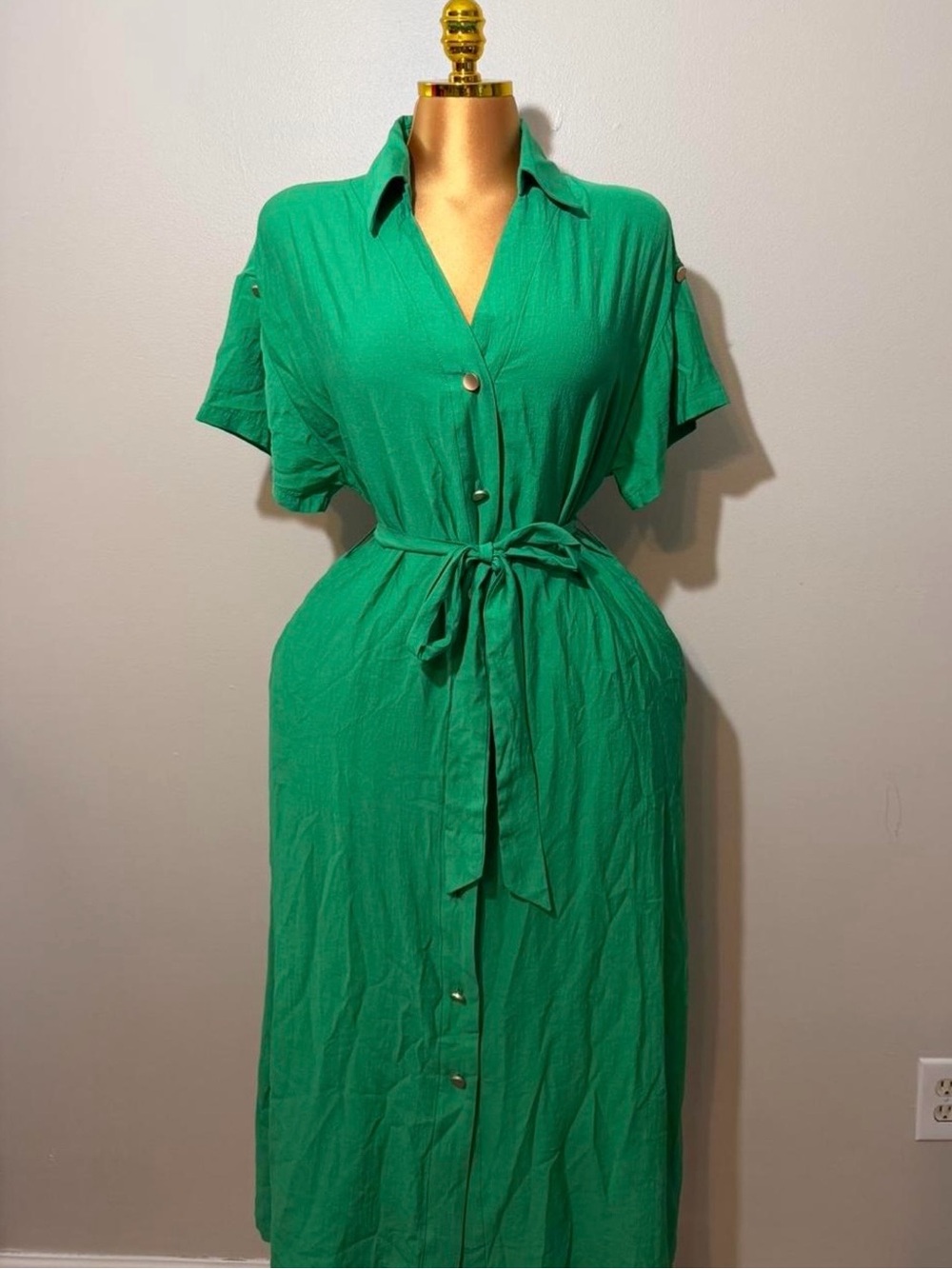 Bluivy Emerald Green Button-Front Tie-Waist Maxi Dress